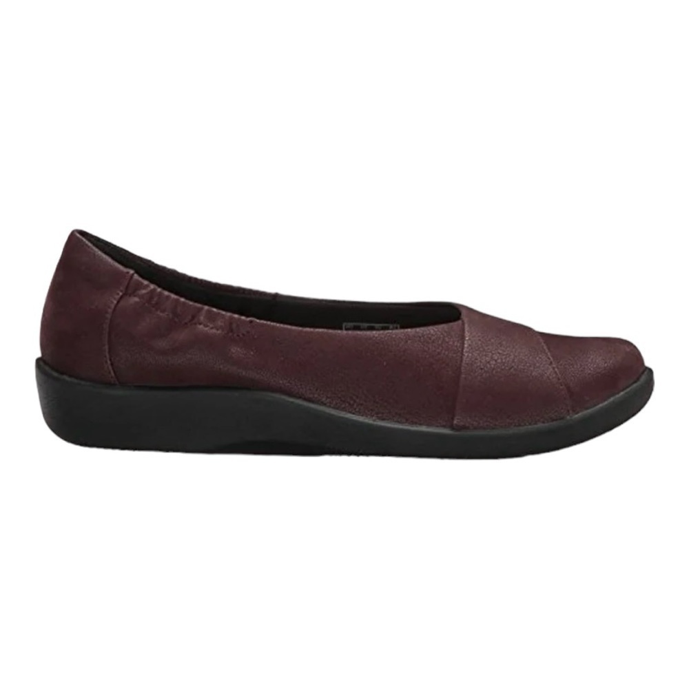 Clarks Cloud Steppers Sillian Intro Burgundy Slip On Shoes Size 5.5